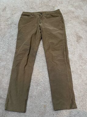 Lululemon Men’s Cargo Pants